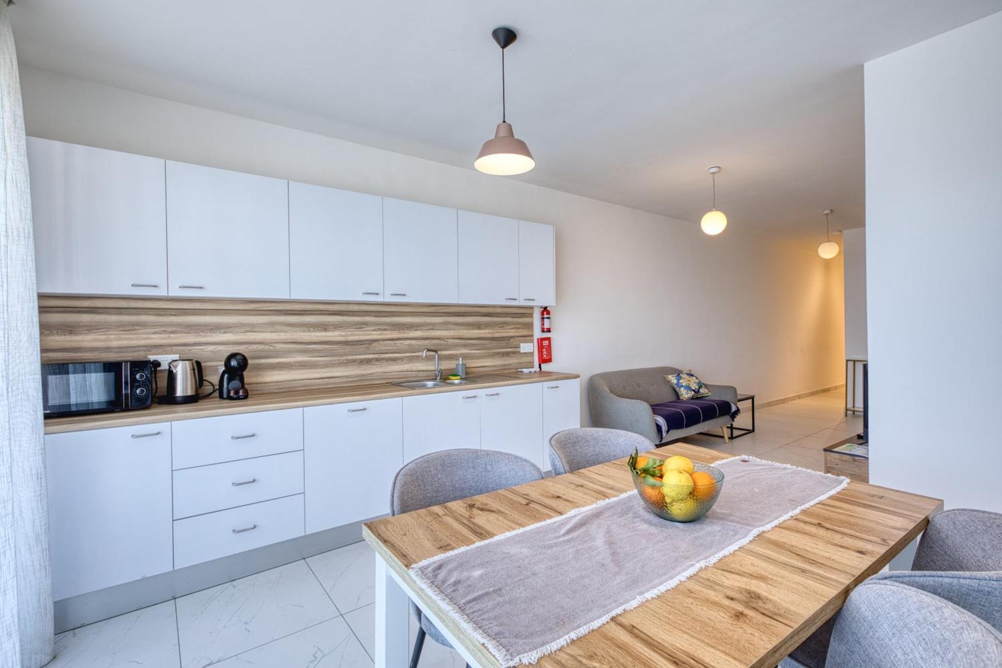 Blu Mar Sea View Apartments St. Paul's Bay Esterno foto
