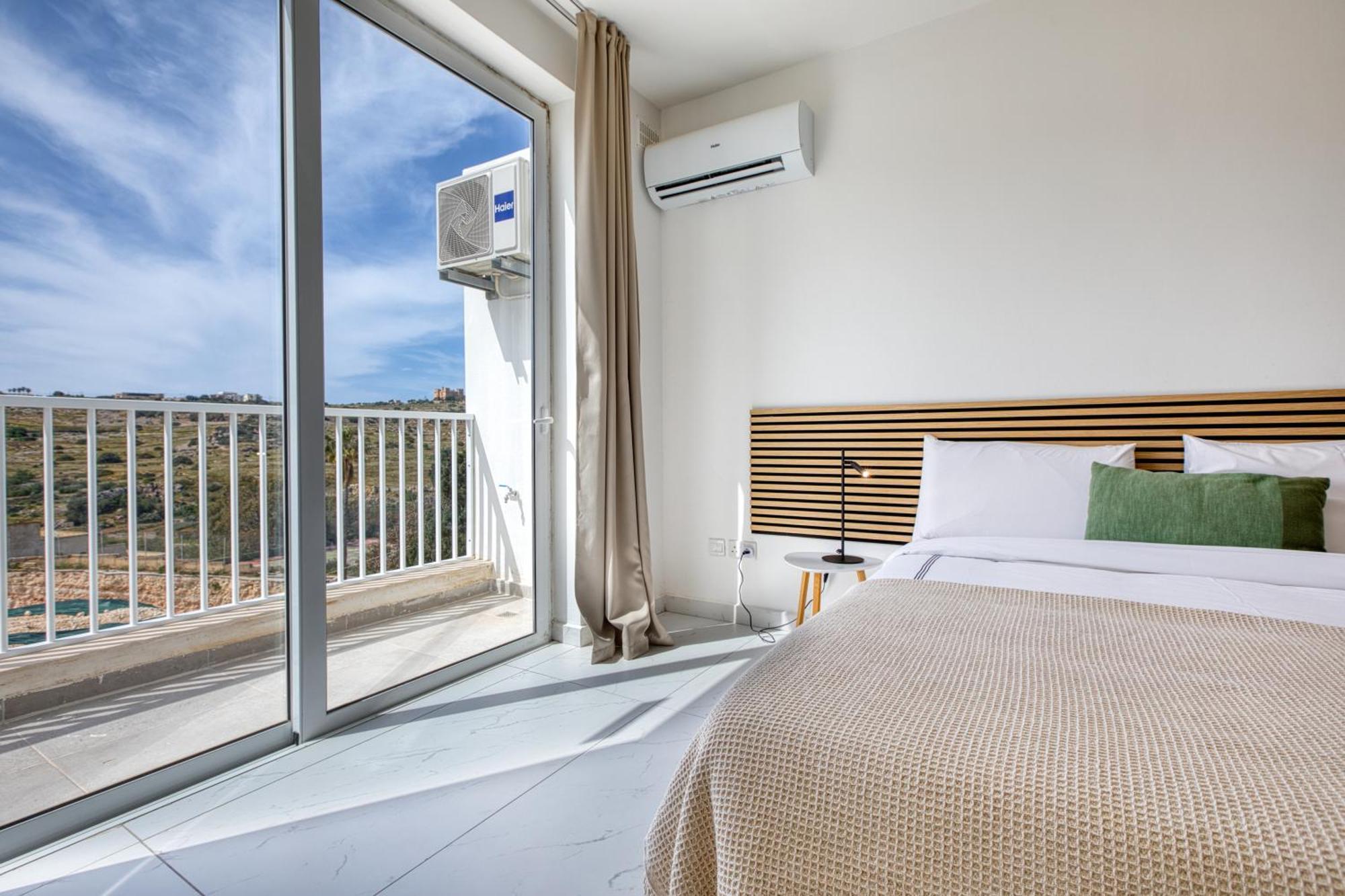Blu Mar Sea View Apartments St. Paul's Bay Esterno foto