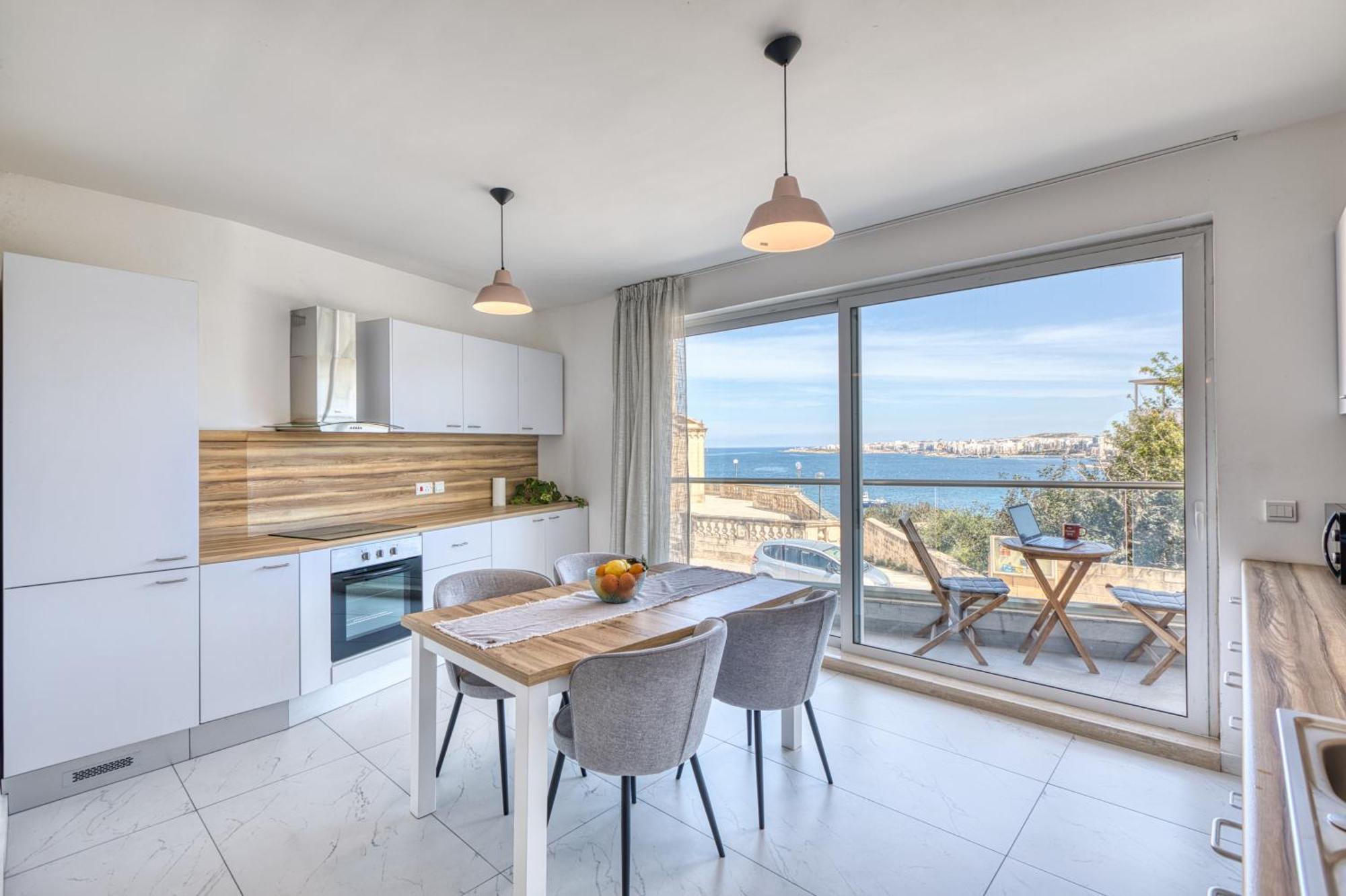 Blu Mar Sea View Apartments St. Paul's Bay Esterno foto